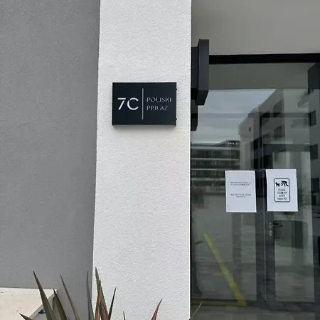 By The Sea - 24942 Zadar